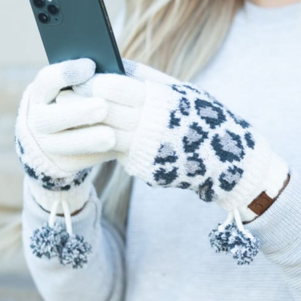 🚨 1 LEFT! C.C Leopard Knit Touch Pom Poms Glove Set - Picture 5 of 11